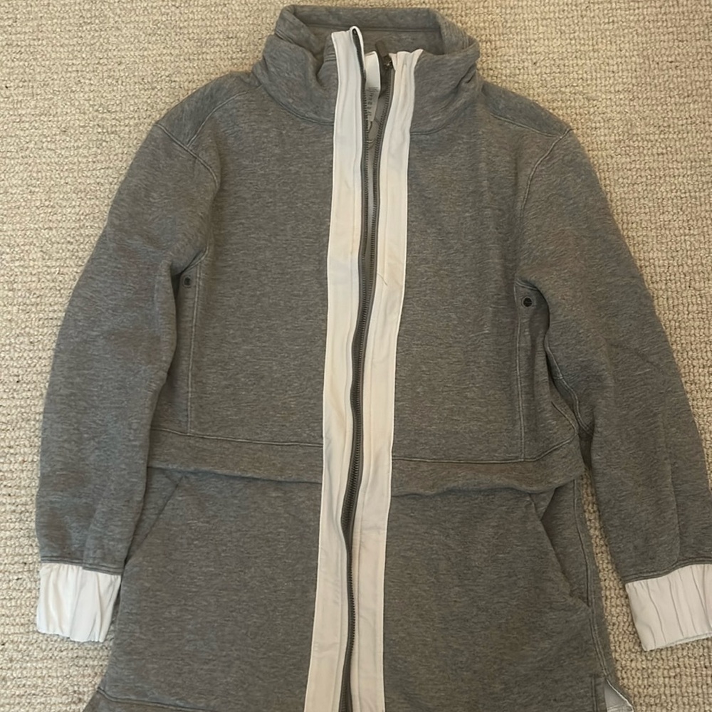 Lululemon long scuba. Size four.